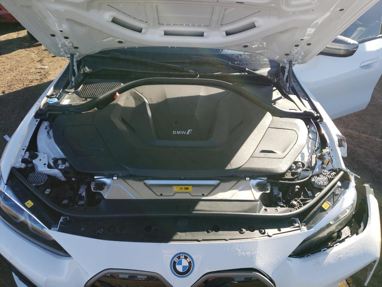 Photo 10 VIN: WBY33AW09RFR68995 - BMW I4 