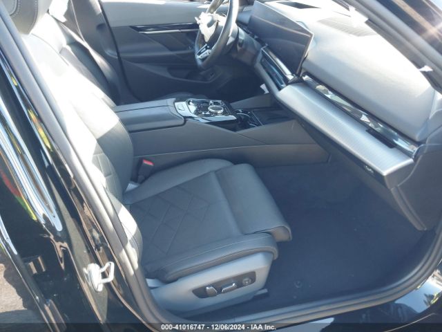 Photo 4 VIN: WBY33FK00RCP37858 - BMW I5 