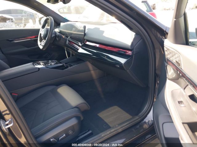 Photo 4 VIN: WBY33FK03RCP41774 - BMW I5 