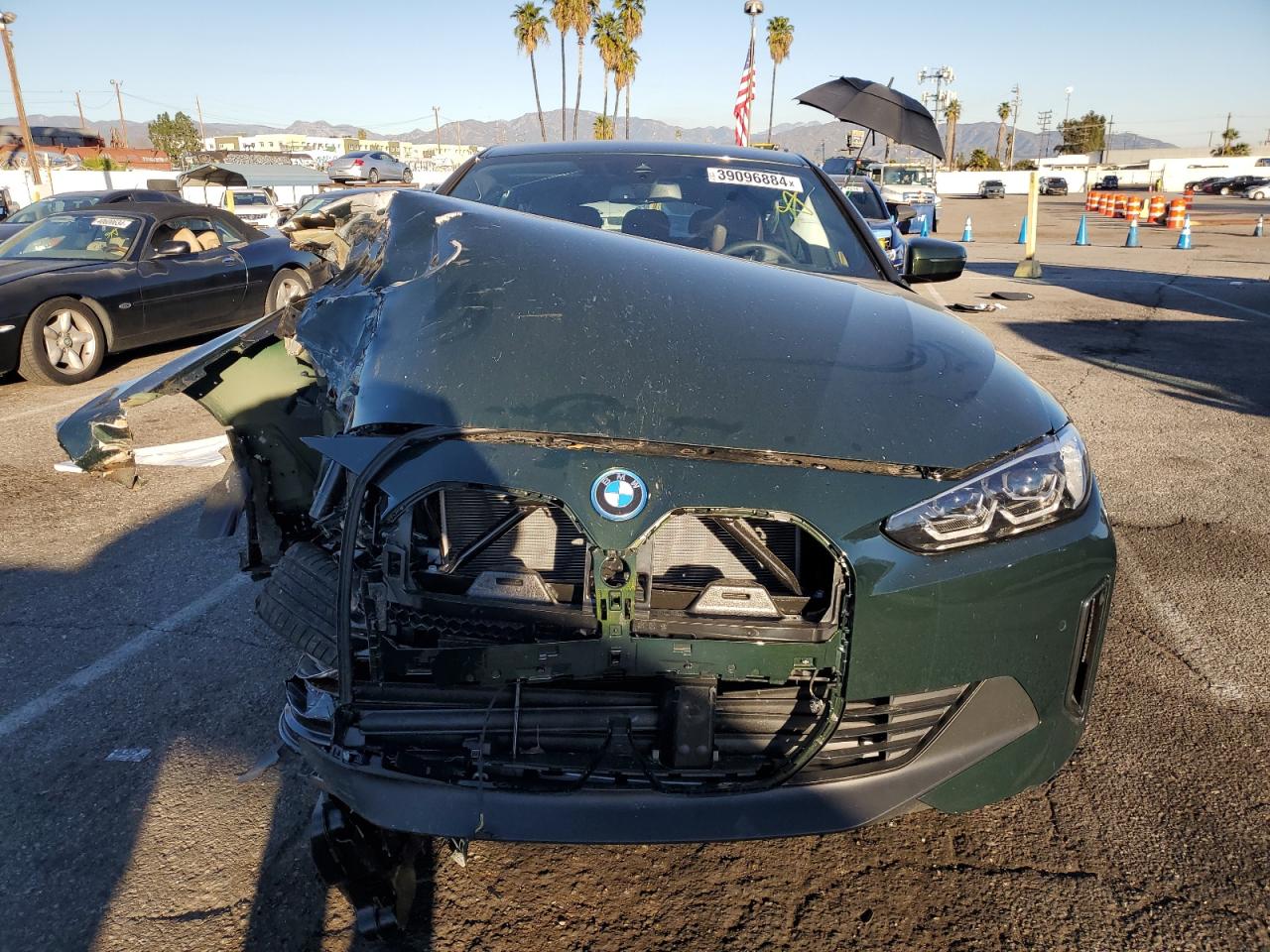 Photo 4 VIN: WBY43AW03PFR26405 - BMW I4 