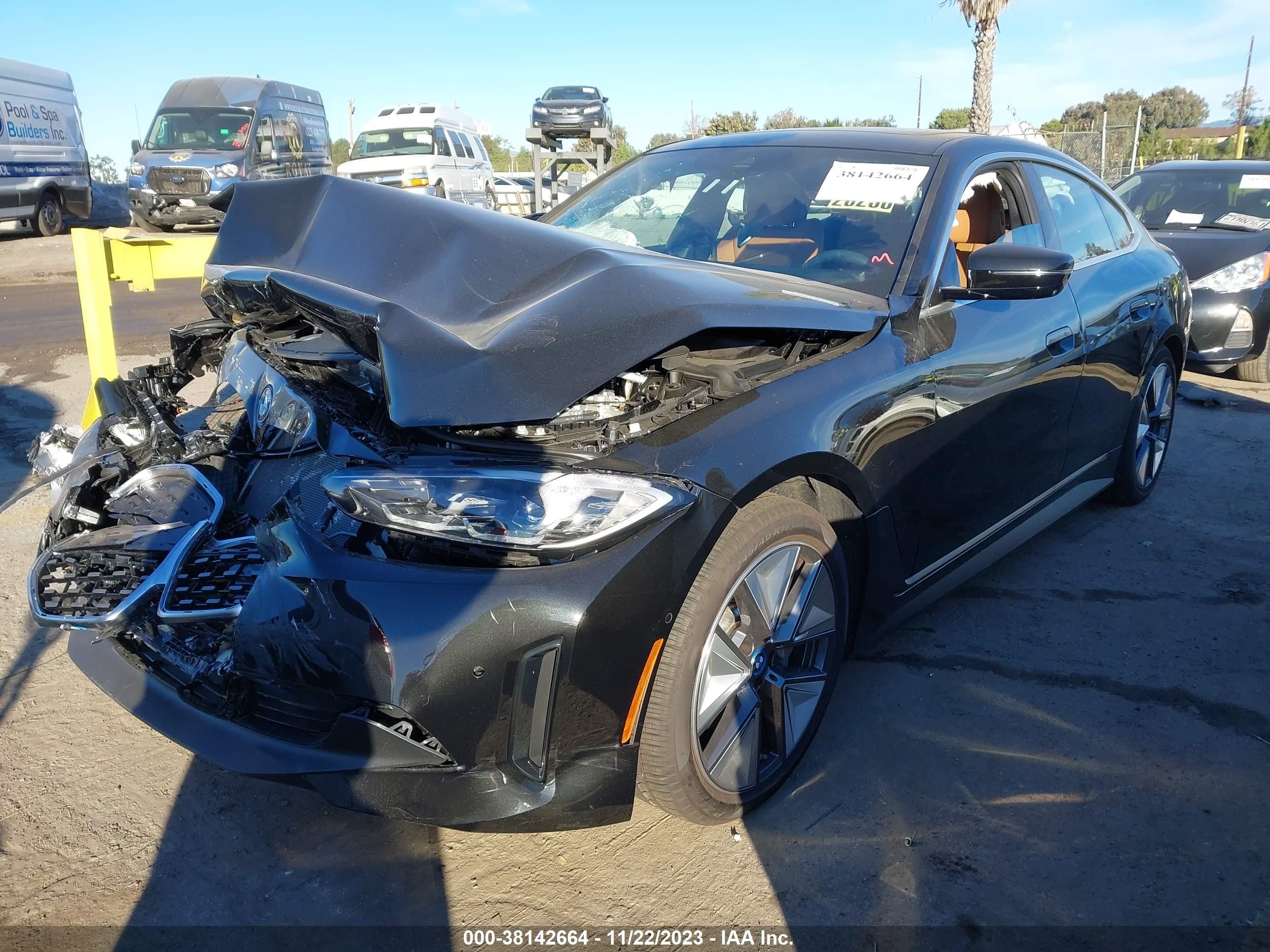 Photo 1 VIN: WBY43AW06PFR12546 - BMW I4 EDRIVE 