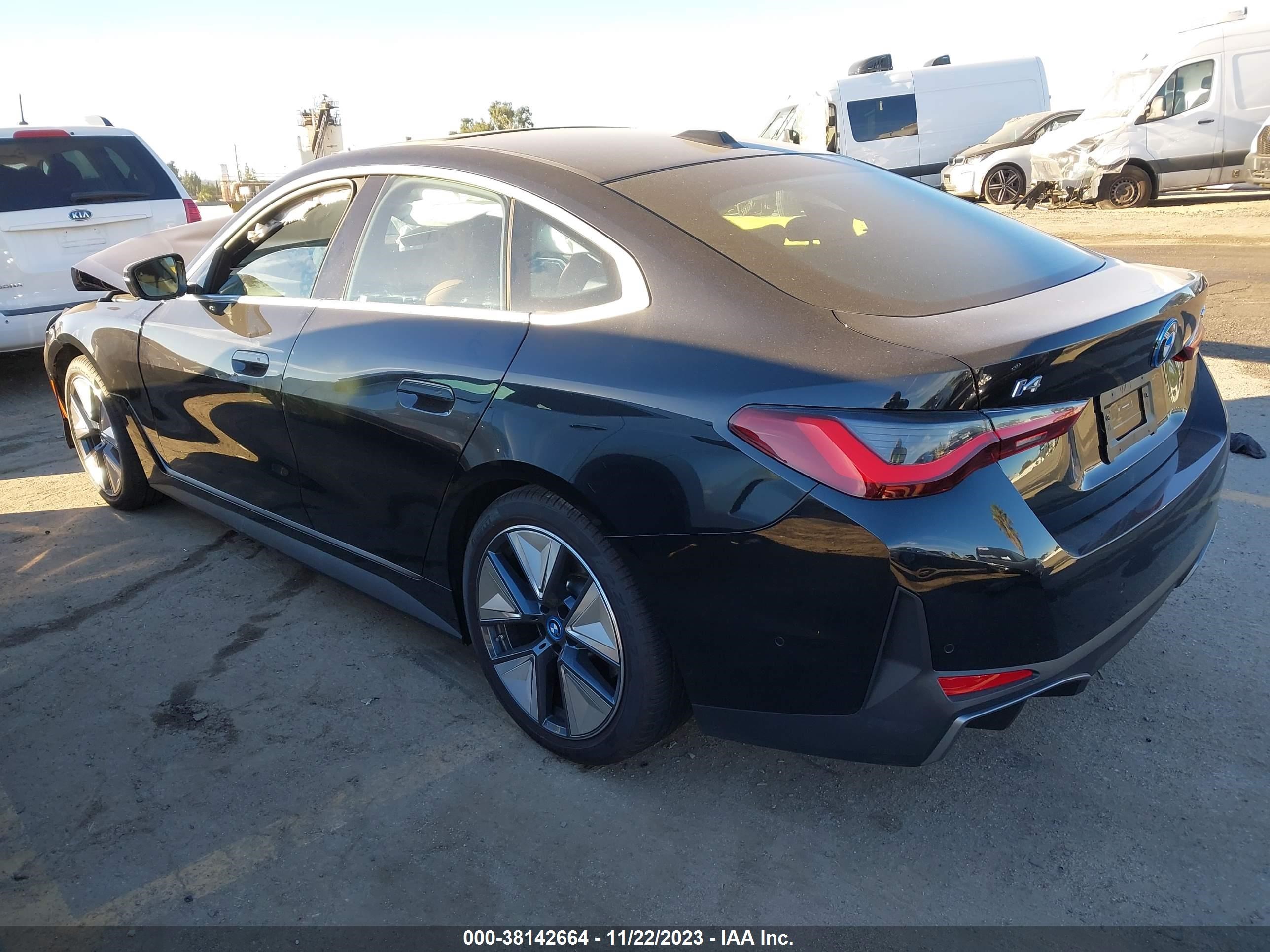 Photo 2 VIN: WBY43AW06PFR12546 - BMW I4 EDRIVE 