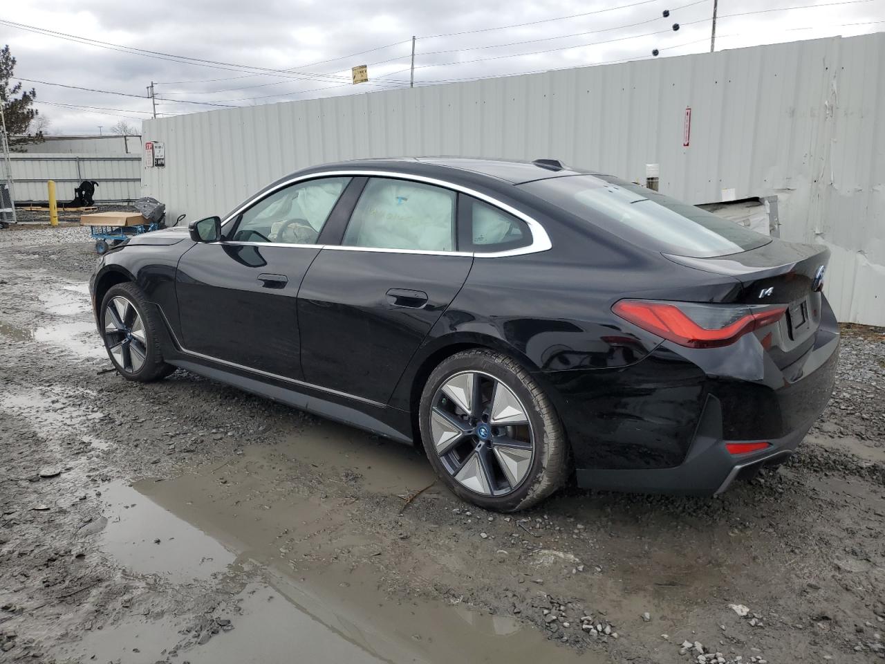 Photo 1 VIN: WBY43AW06PFR31890 - BMW I4 