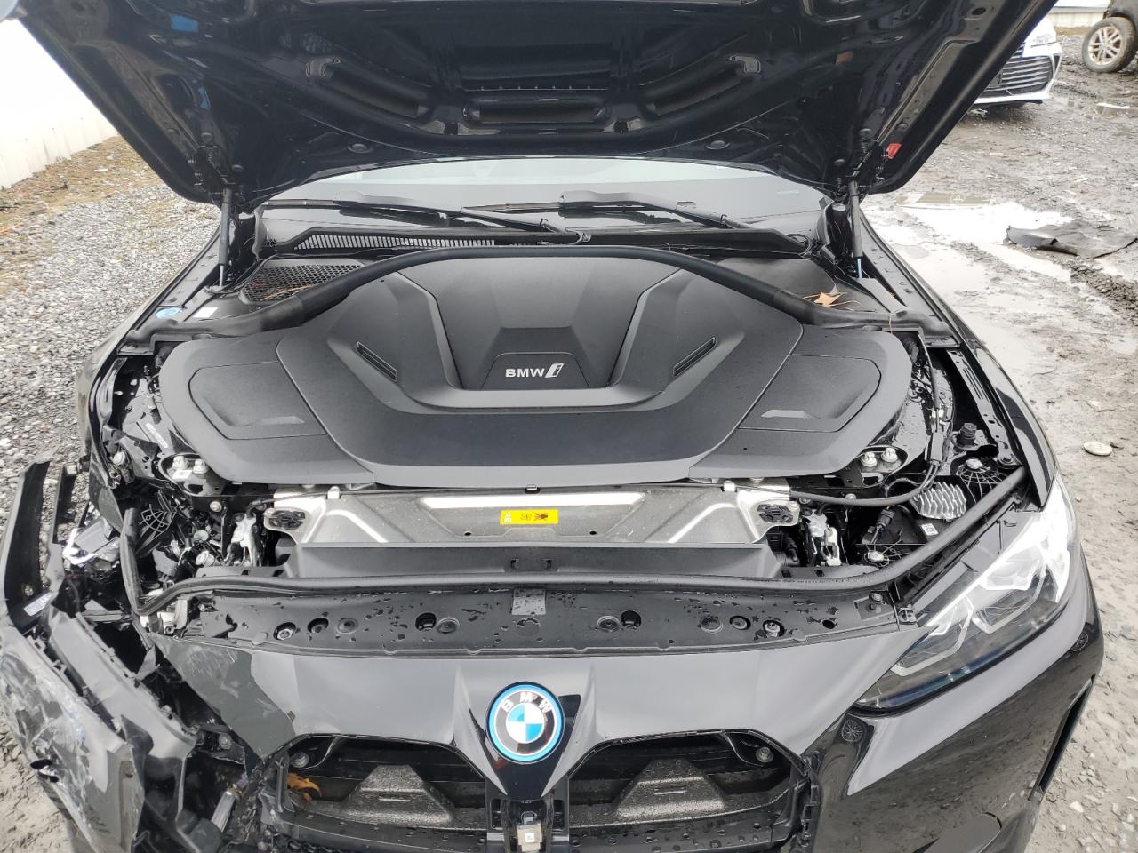 Photo 10 VIN: WBY43AW06PFR31890 - BMW I4 