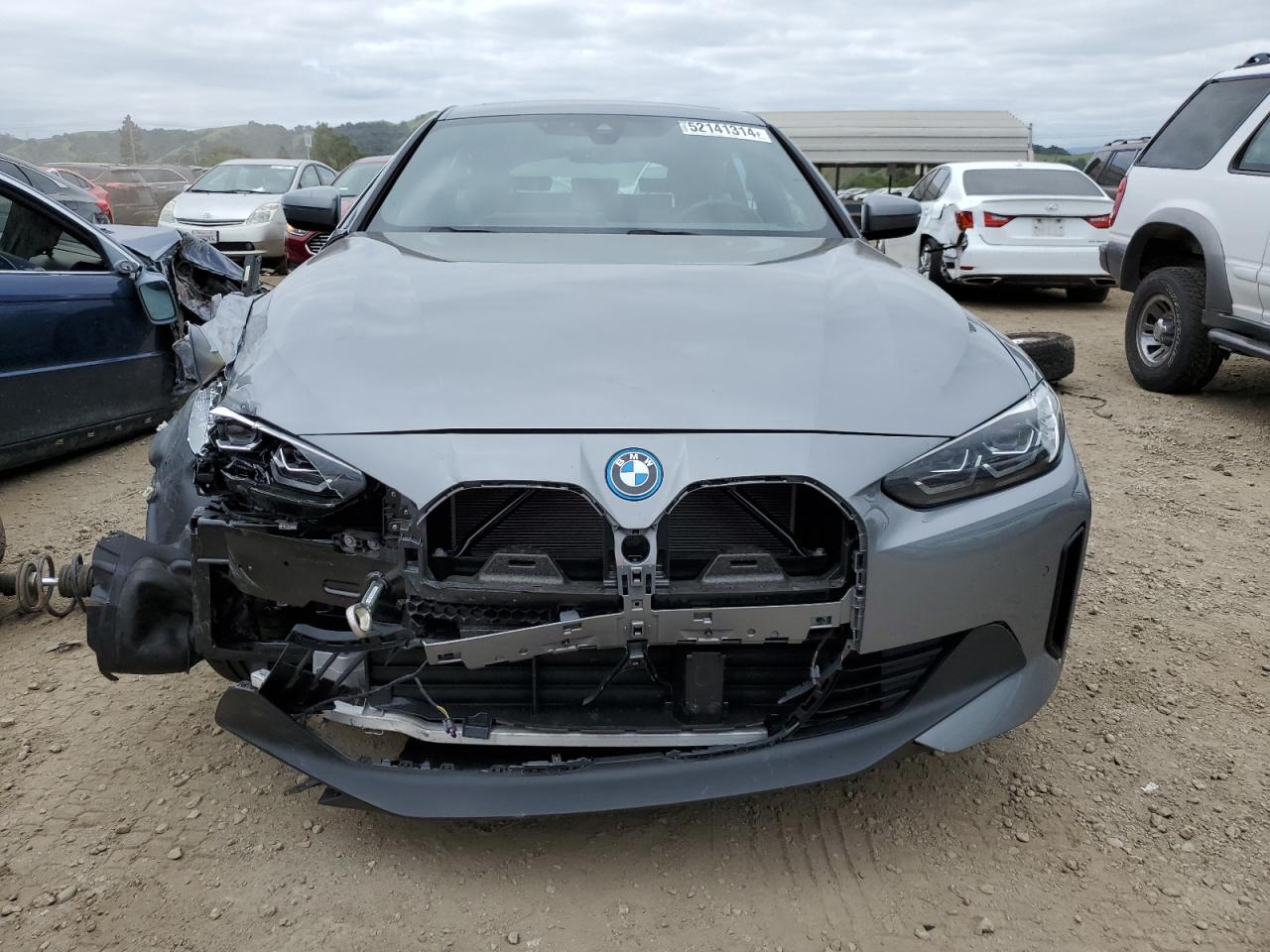 Photo 4 VIN: WBY43AW08PFR01600 - BMW I4 