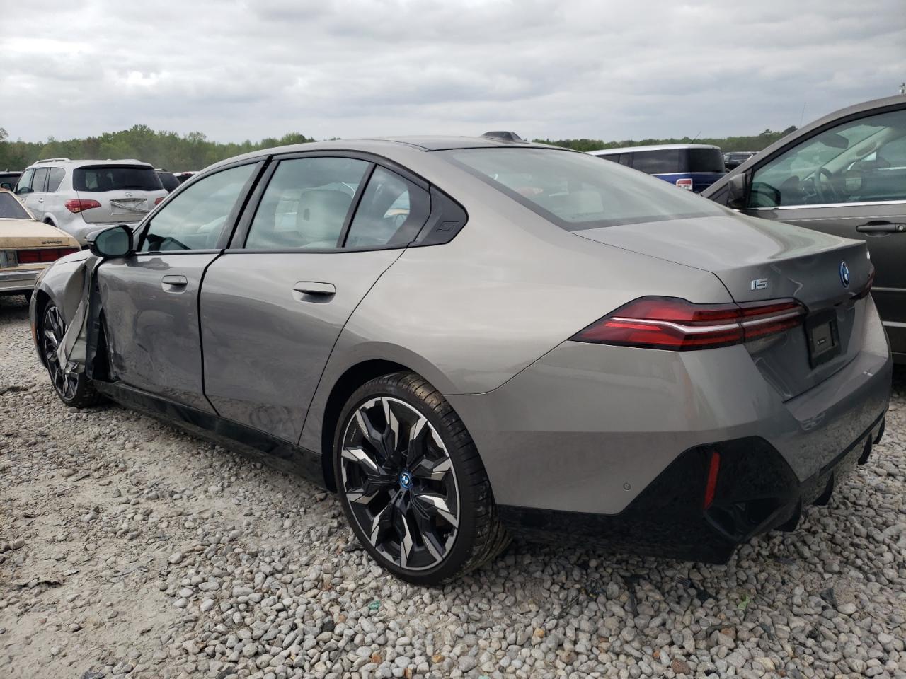 Photo 1 VIN: WBY43FK07RCP91632 - BMW I5 