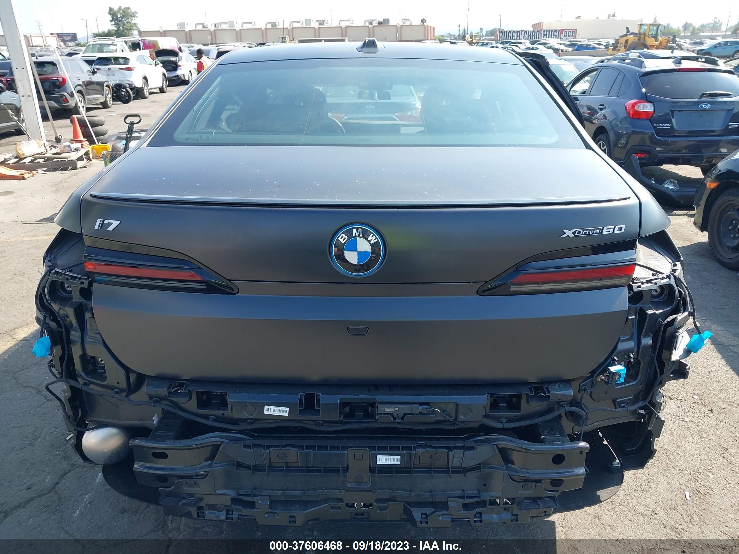 Photo 15 VIN: WBY53EJ05PCM93139 - BMW I7 