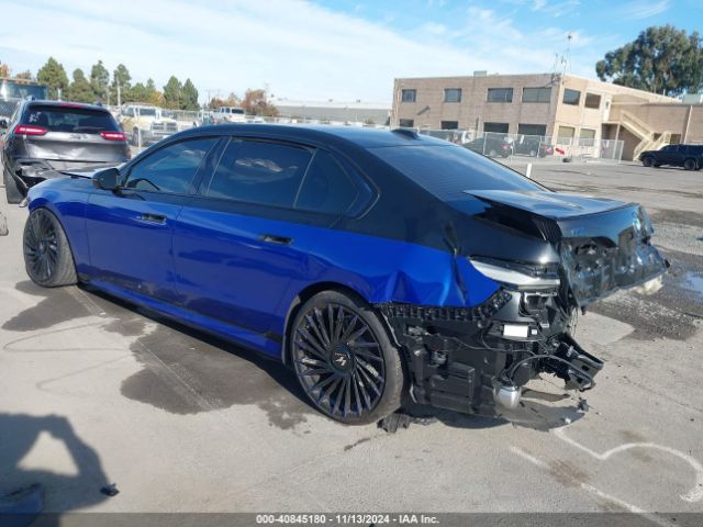 Photo 2 VIN: WBY53EJ05PCN86100 - BMW I7 