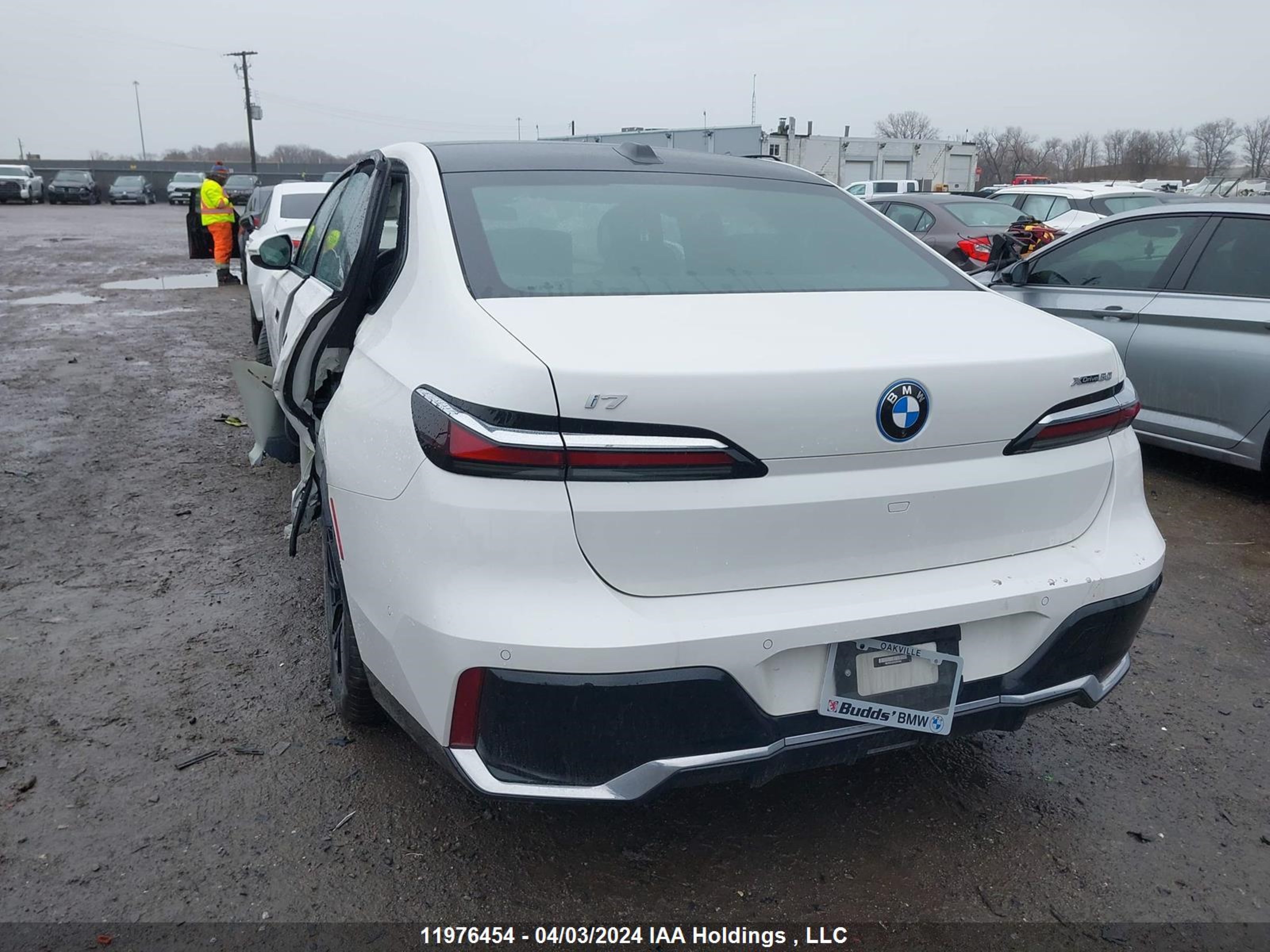 Photo 2 VIN: WBY53EJ07PCN27842 - BMW I7 