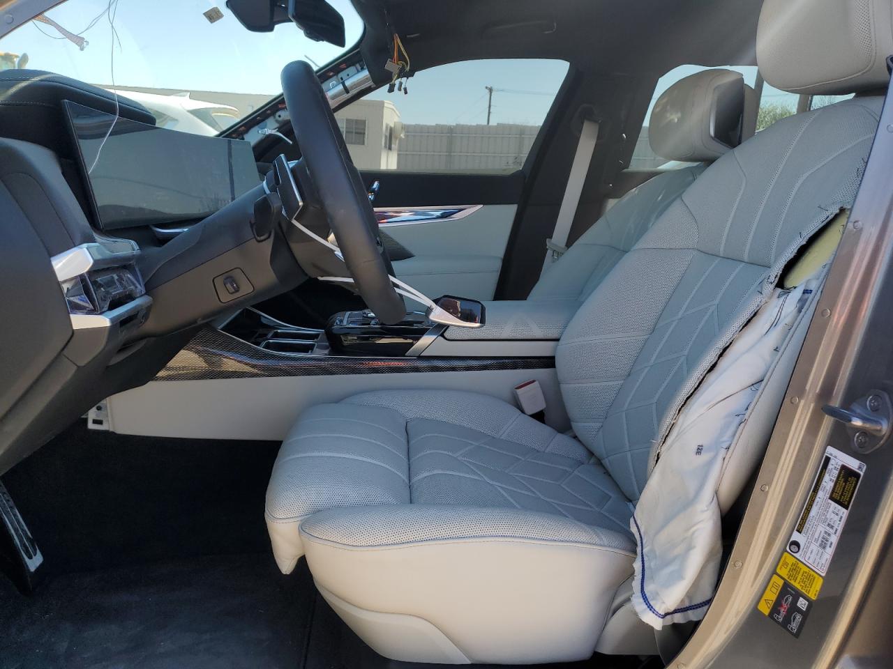 Photo 6 VIN: WBY53EJ07RCP49414 - BMW I7 