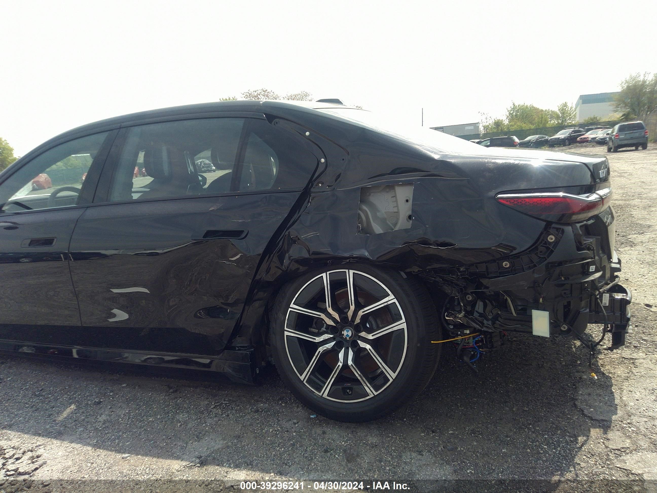 Photo 5 VIN: WBY53EJ07RCR55199 - BMW I7 