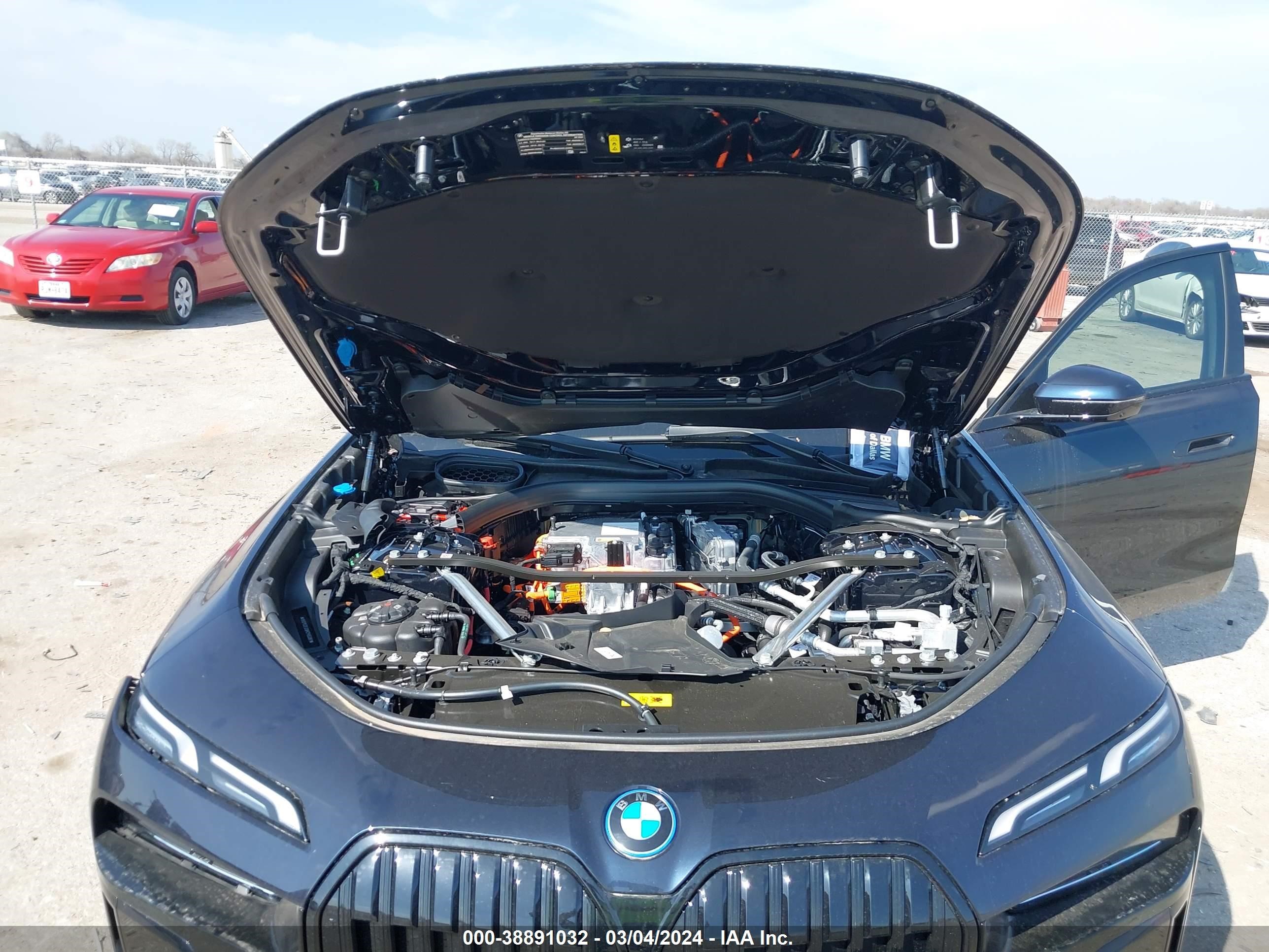 Photo 9 VIN: WBY53EJ09RCP85086 - BMW I7 