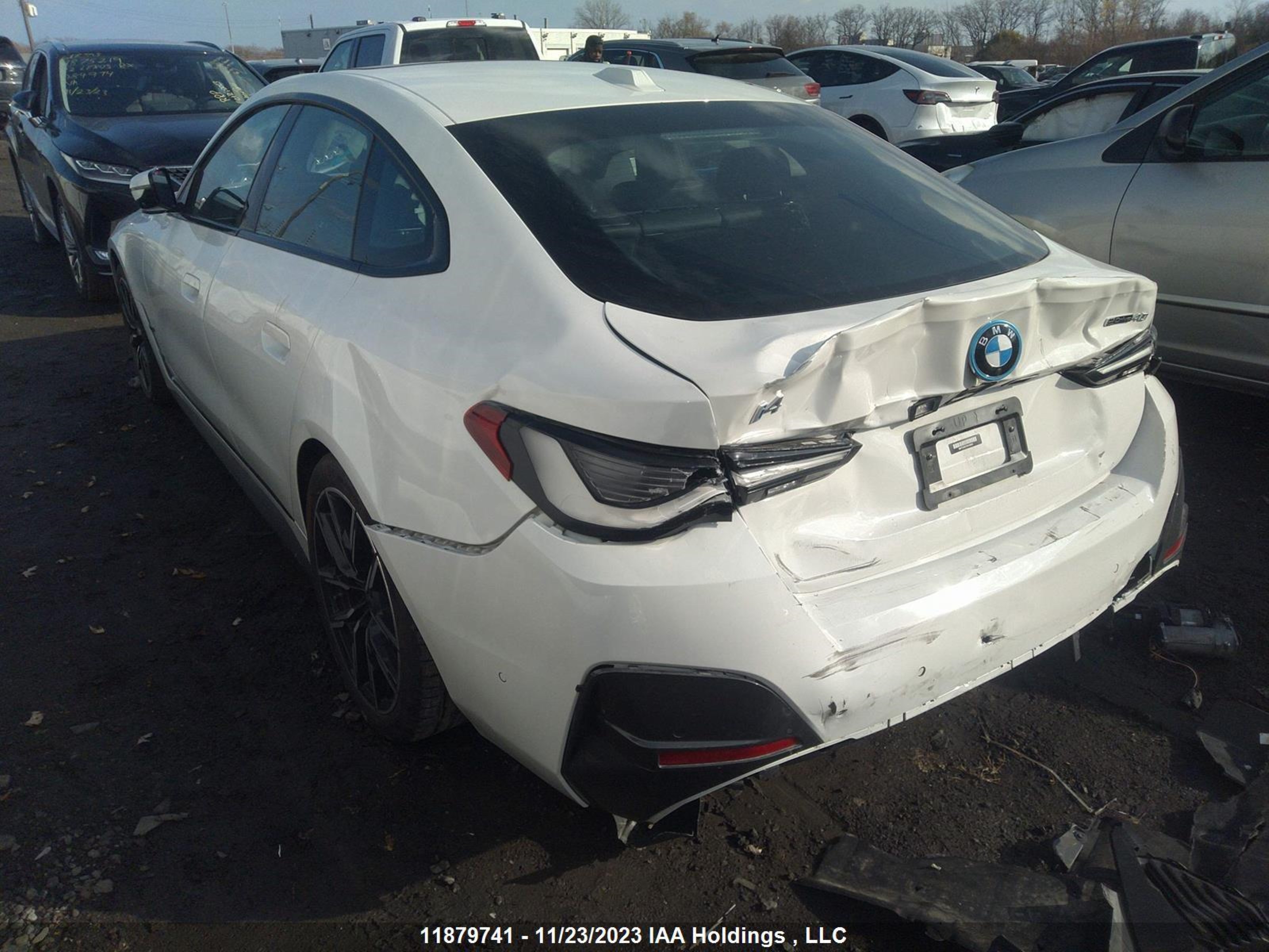 Photo 2 VIN: WBY73AW07NFL99009 - BMW I4 