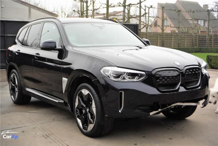 Photo 2 VIN: WBY7X41010SZ37331 - BMW X3 SUV 