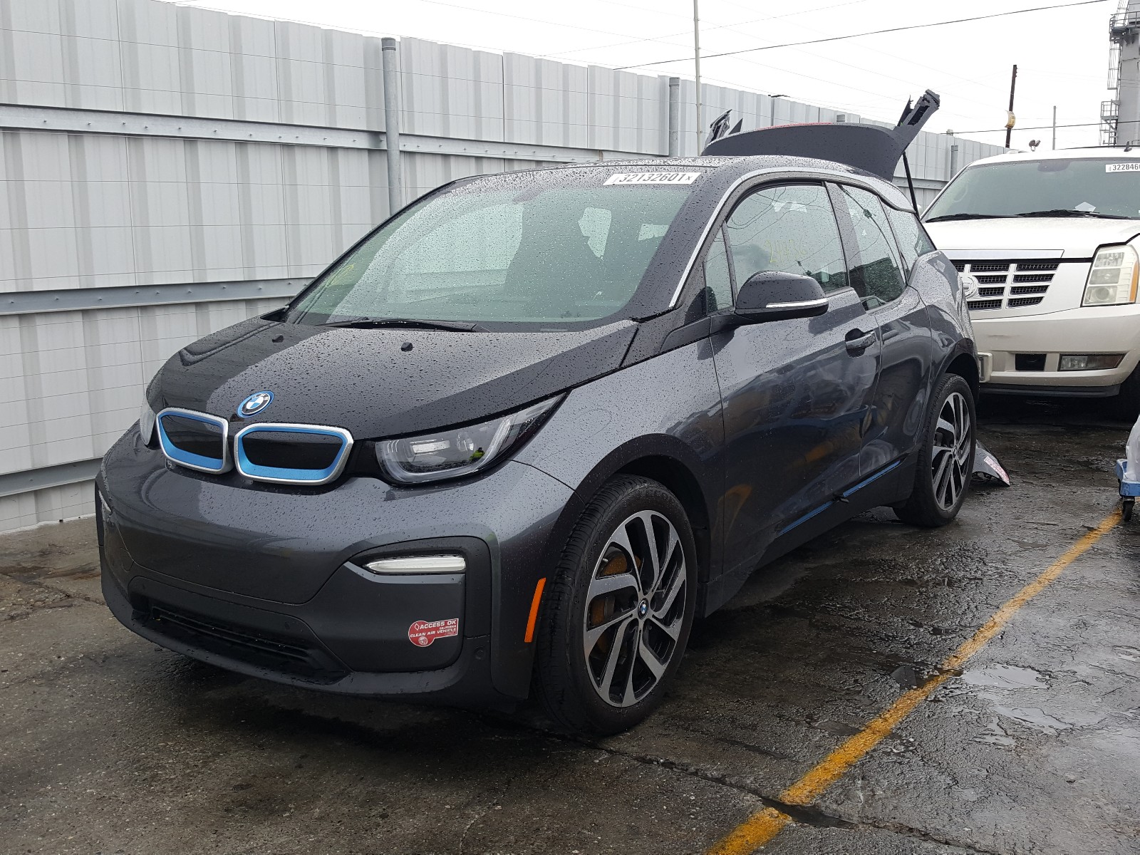 Photo 1 VIN: WBY7Z2C5XJVB88703 - BMW I3 