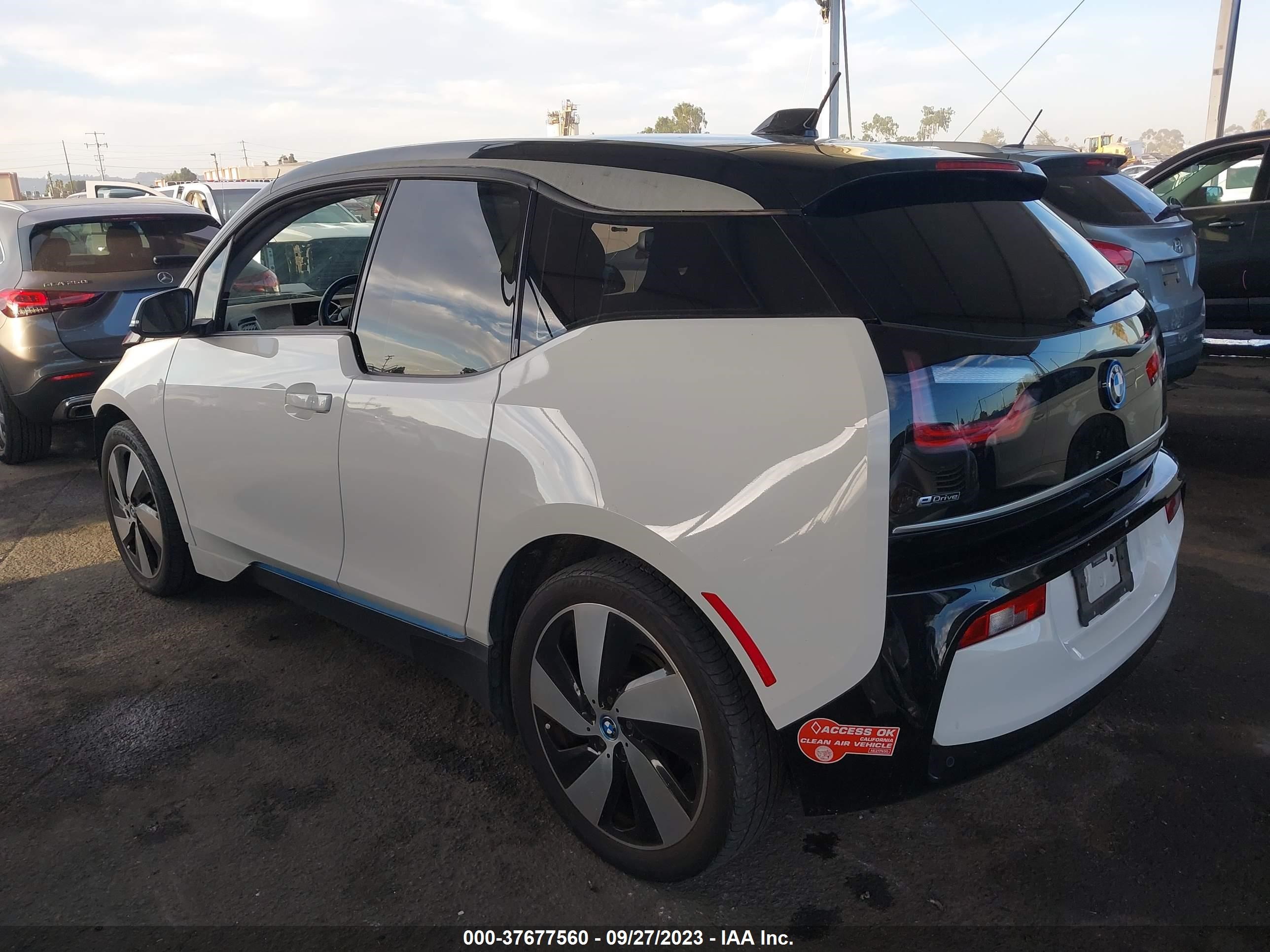 Photo 2 VIN: WBY7Z4C59JVD96213 - BMW I3 