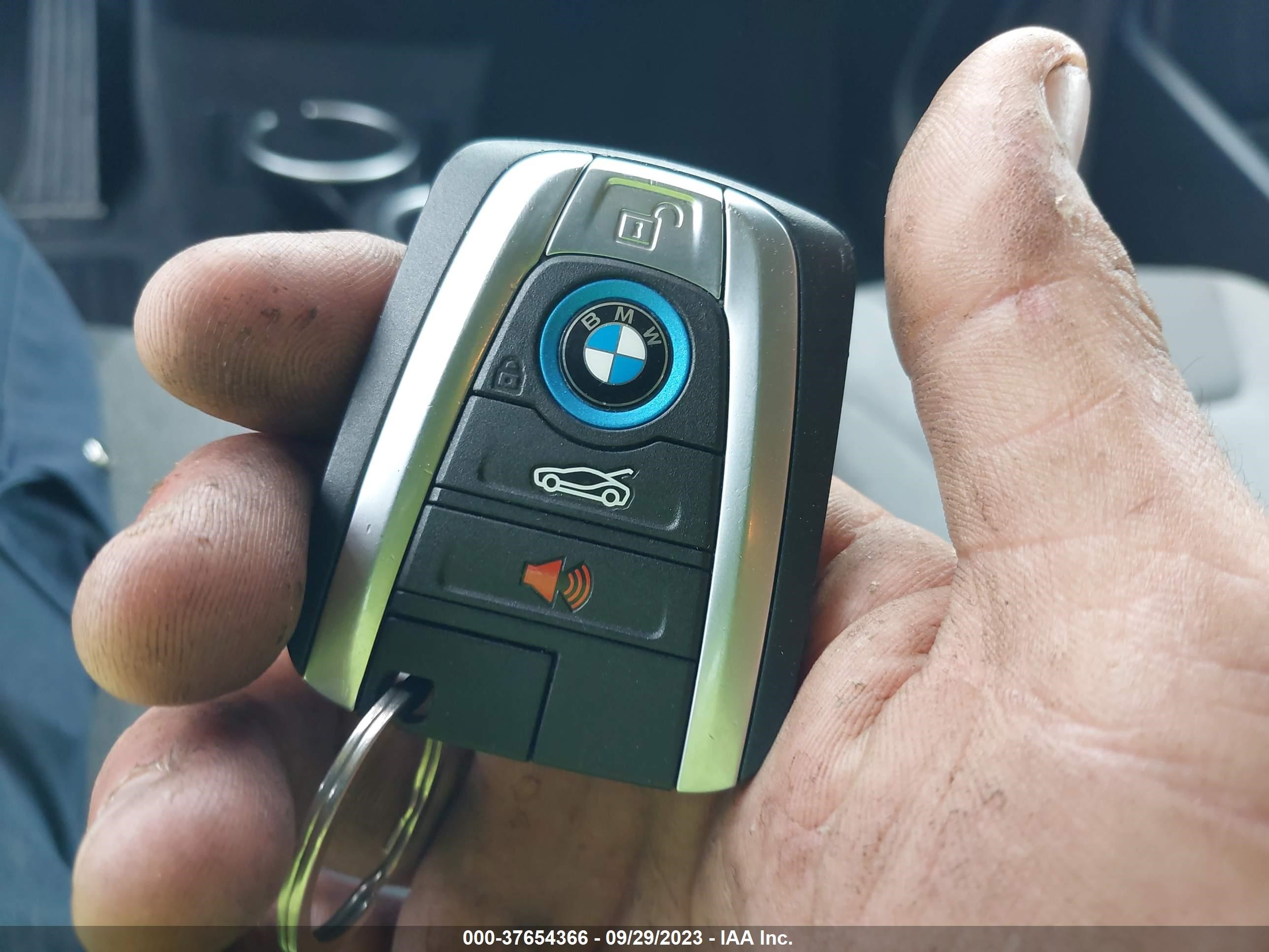 Photo 10 VIN: WBY7Z8C52JVB87001 - BMW I3 