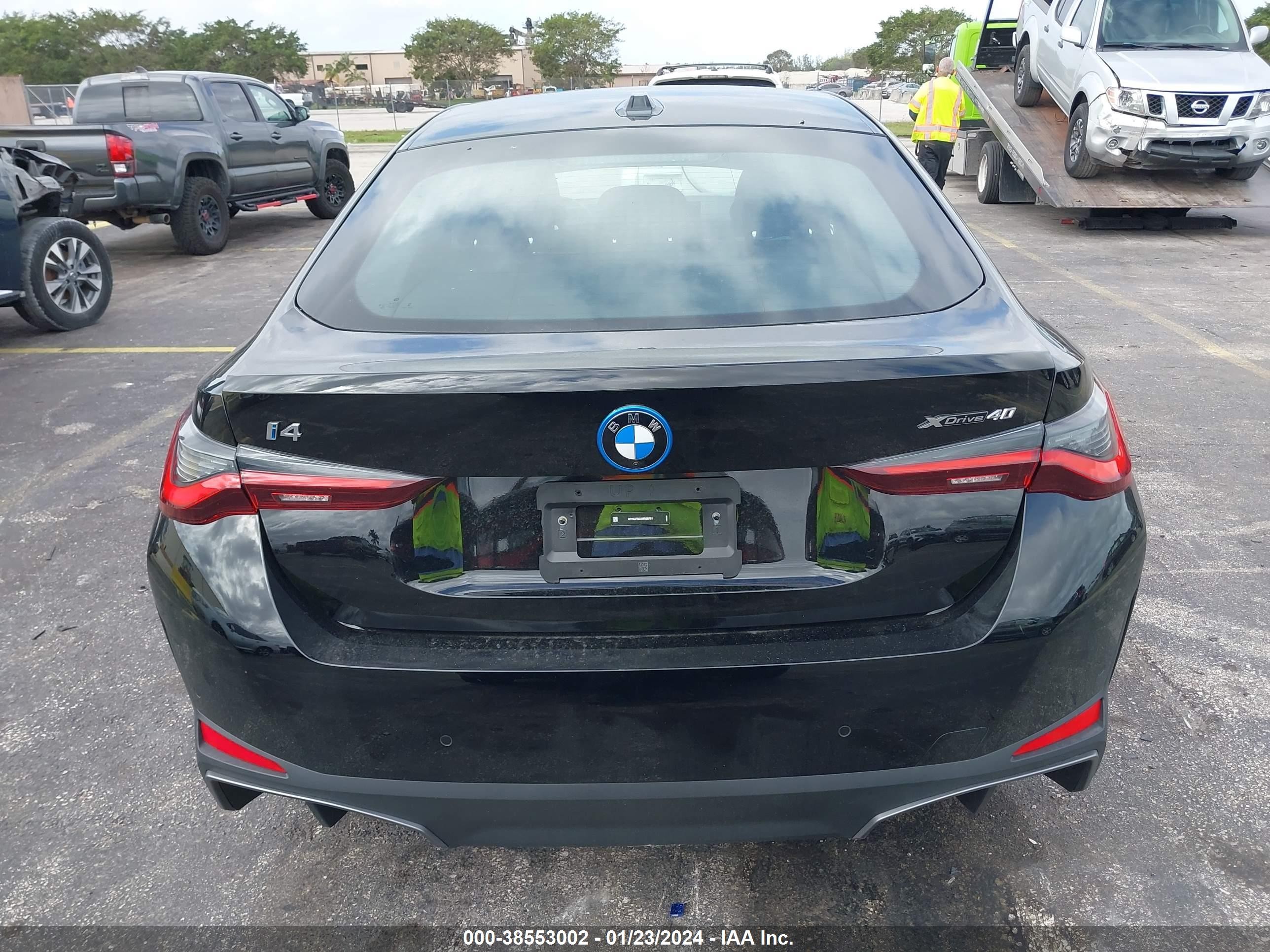 Photo 15 VIN: WBY83FB0XRFR98791 - BMW I4 