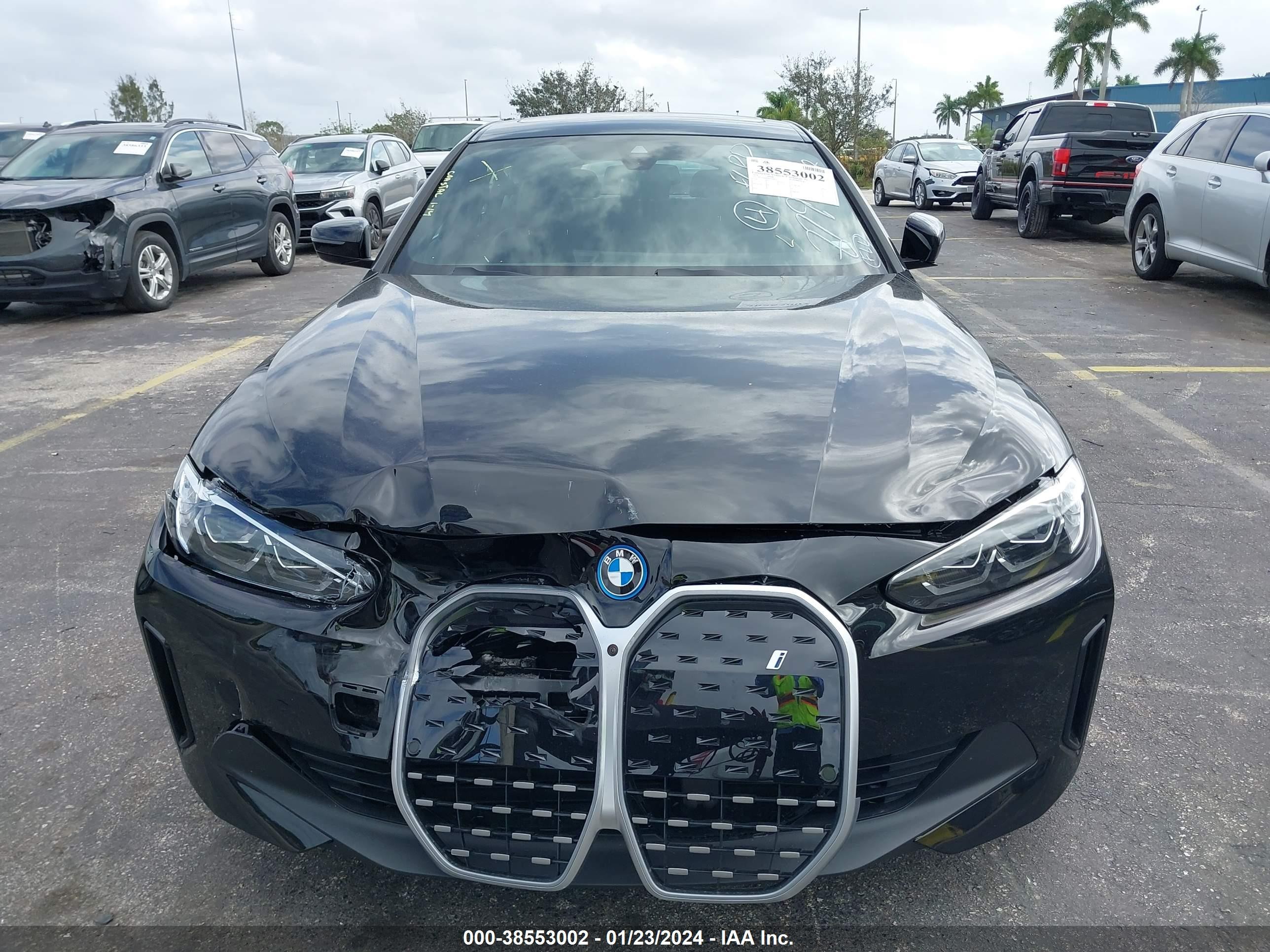 Photo 5 VIN: WBY83FB0XRFR98791 - BMW I4 