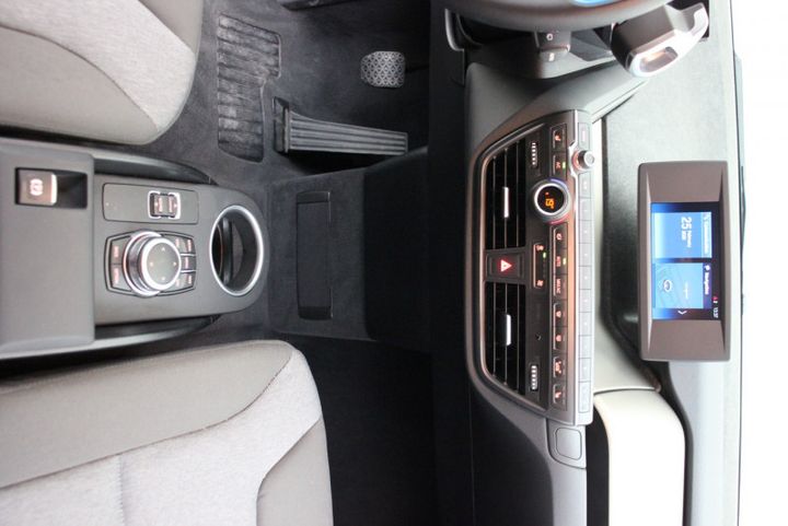 Photo 23 VIN: WBY8P210207D75700 - BMW I3 