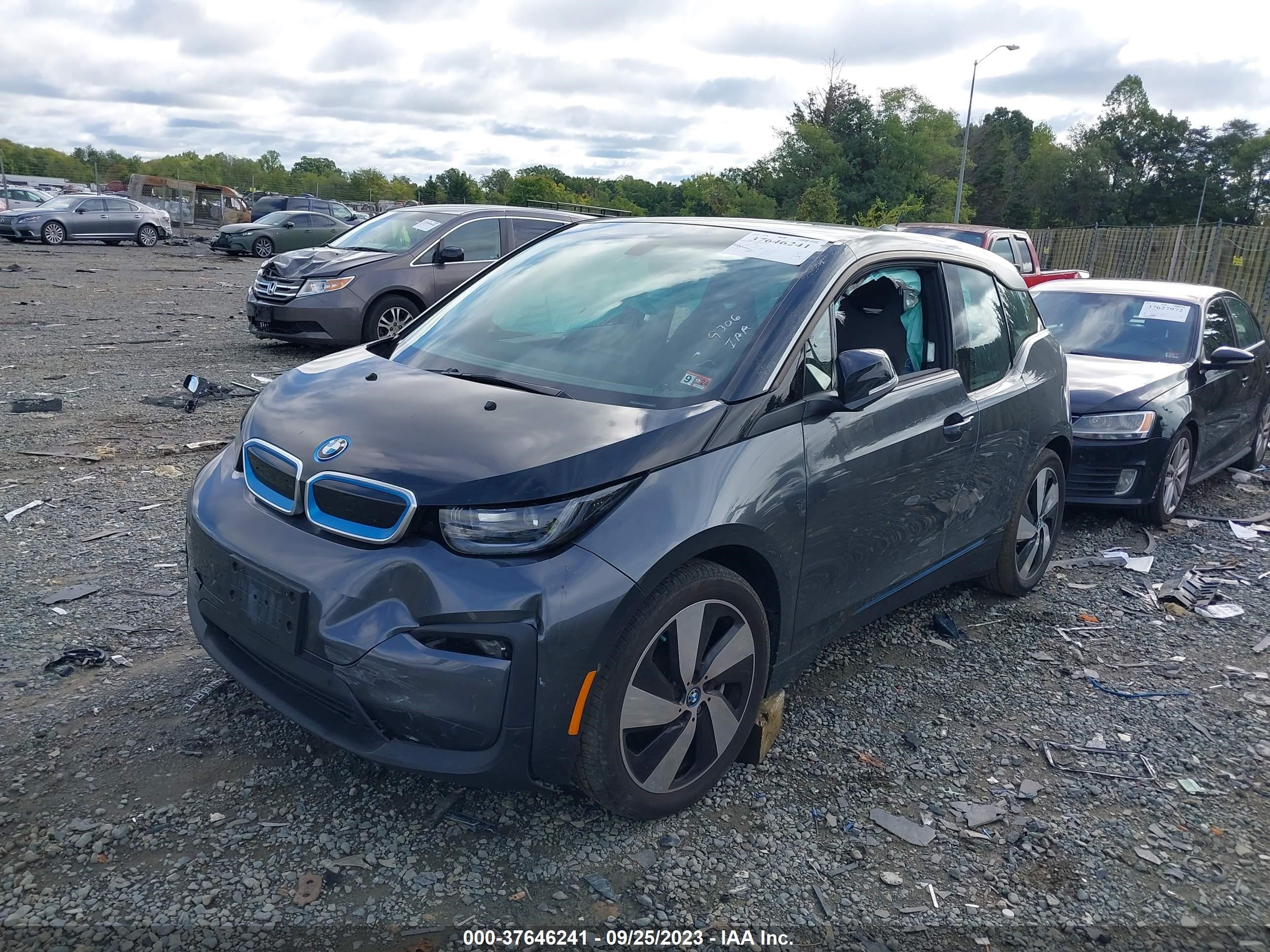 Photo 1 VIN: WBY8P2C03M7H98949 - BMW I3 