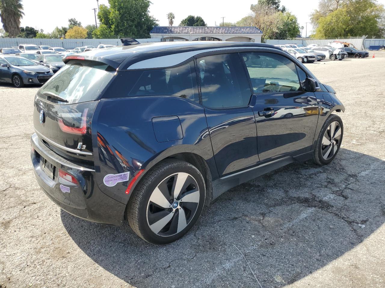 Photo 2 VIN: WBY8P4C52K7E56638 - BMW I3 