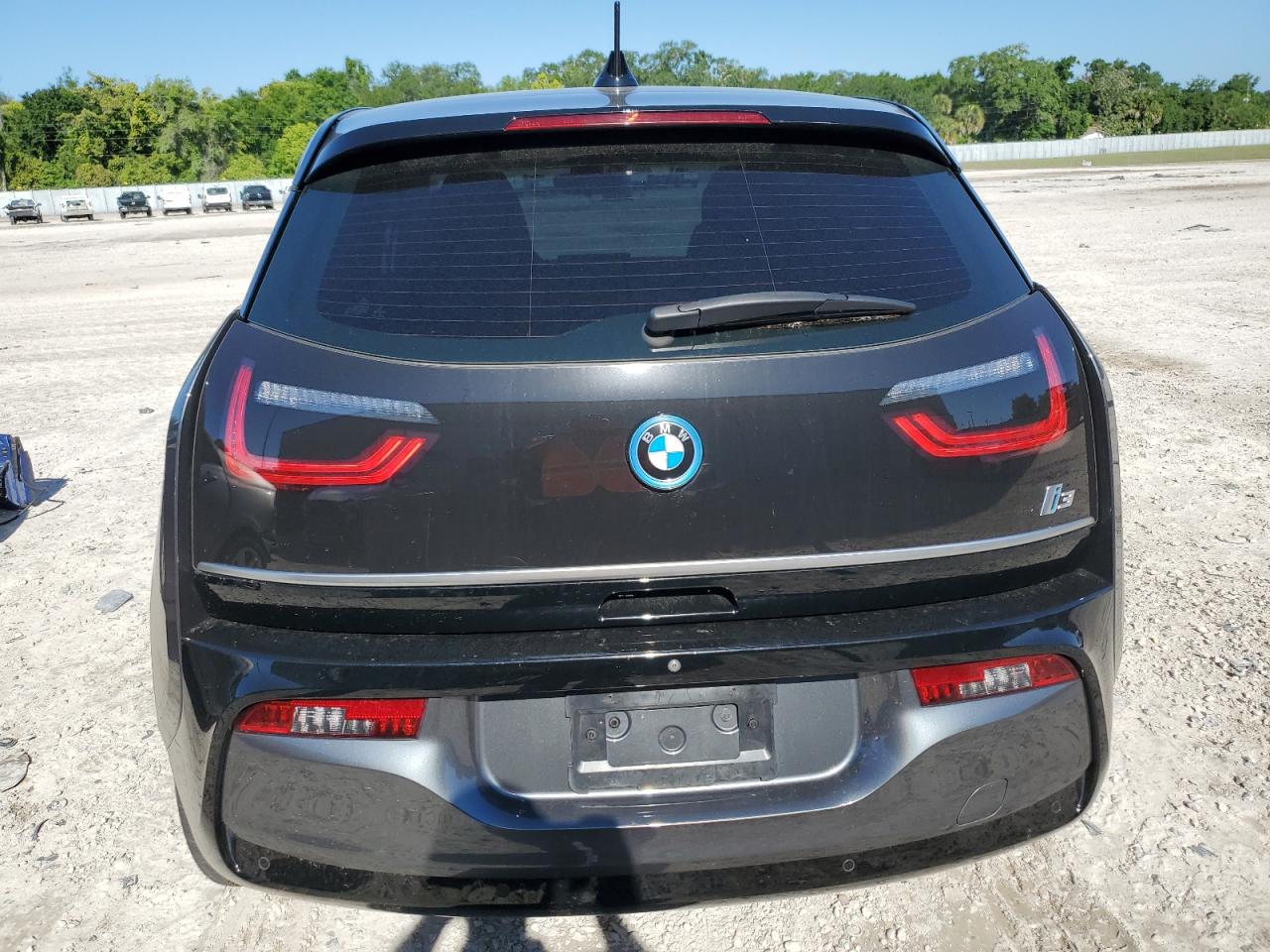 Photo 5 VIN: WBY8P4C5XK7E19501 - BMW I3 