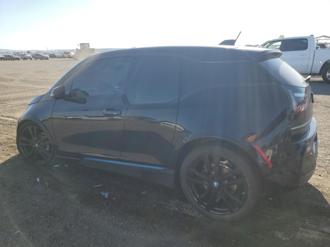 Photo 1 VIN: WBY8P8C04L7G74156 - BMW I3 