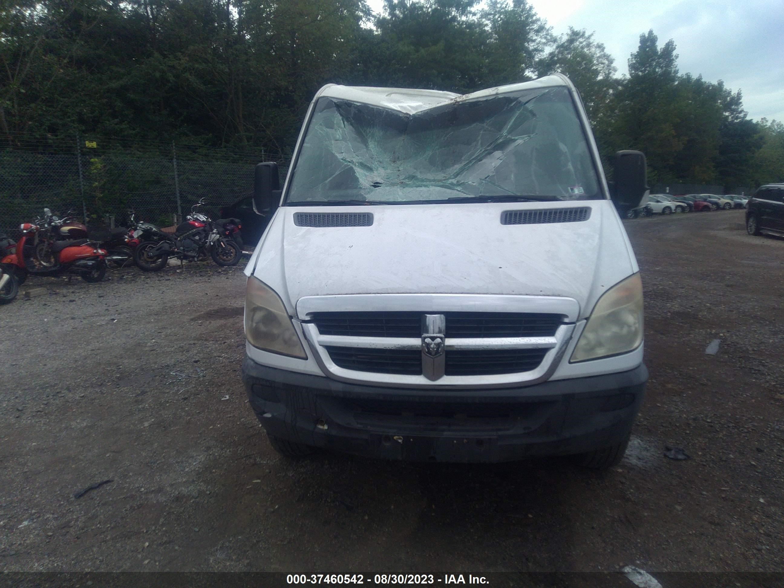 Photo 11 VIN: WD0PE745985255542 - DODGE SPRINTER 