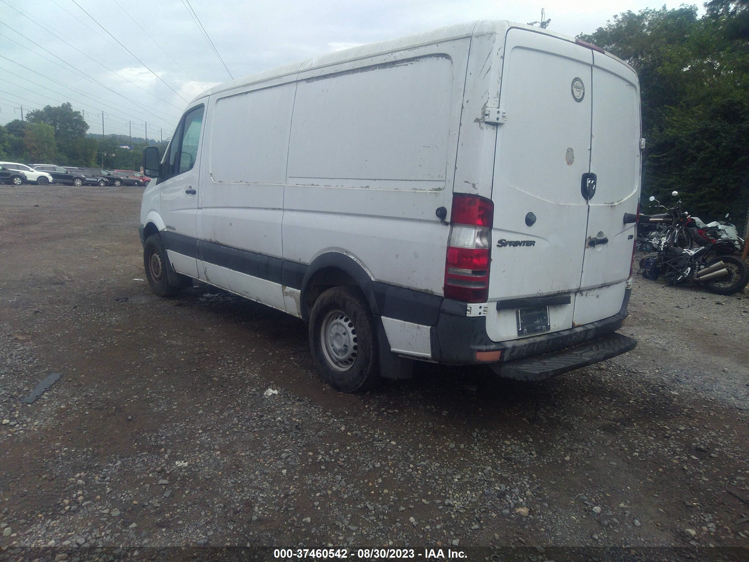 Photo 2 VIN: WD0PE745985255542 - DODGE SPRINTER 