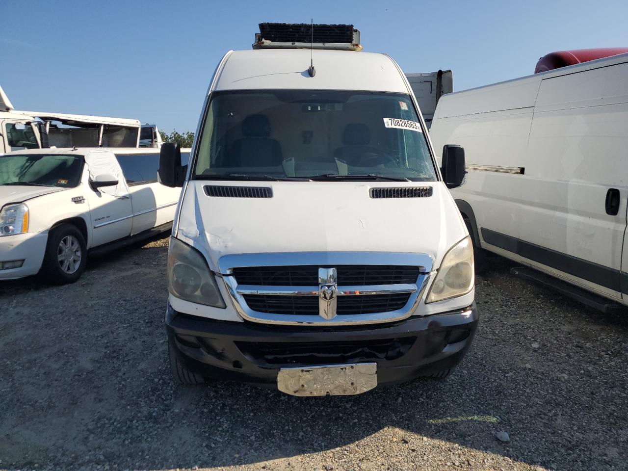 Photo 4 VIN: WD0PE845085234956 - DODGE SPRINTER 