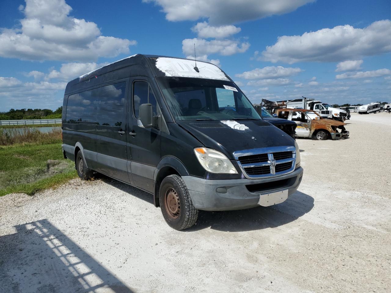 Photo 3 VIN: WD0PE845185312676 - DODGE SPRINTER 