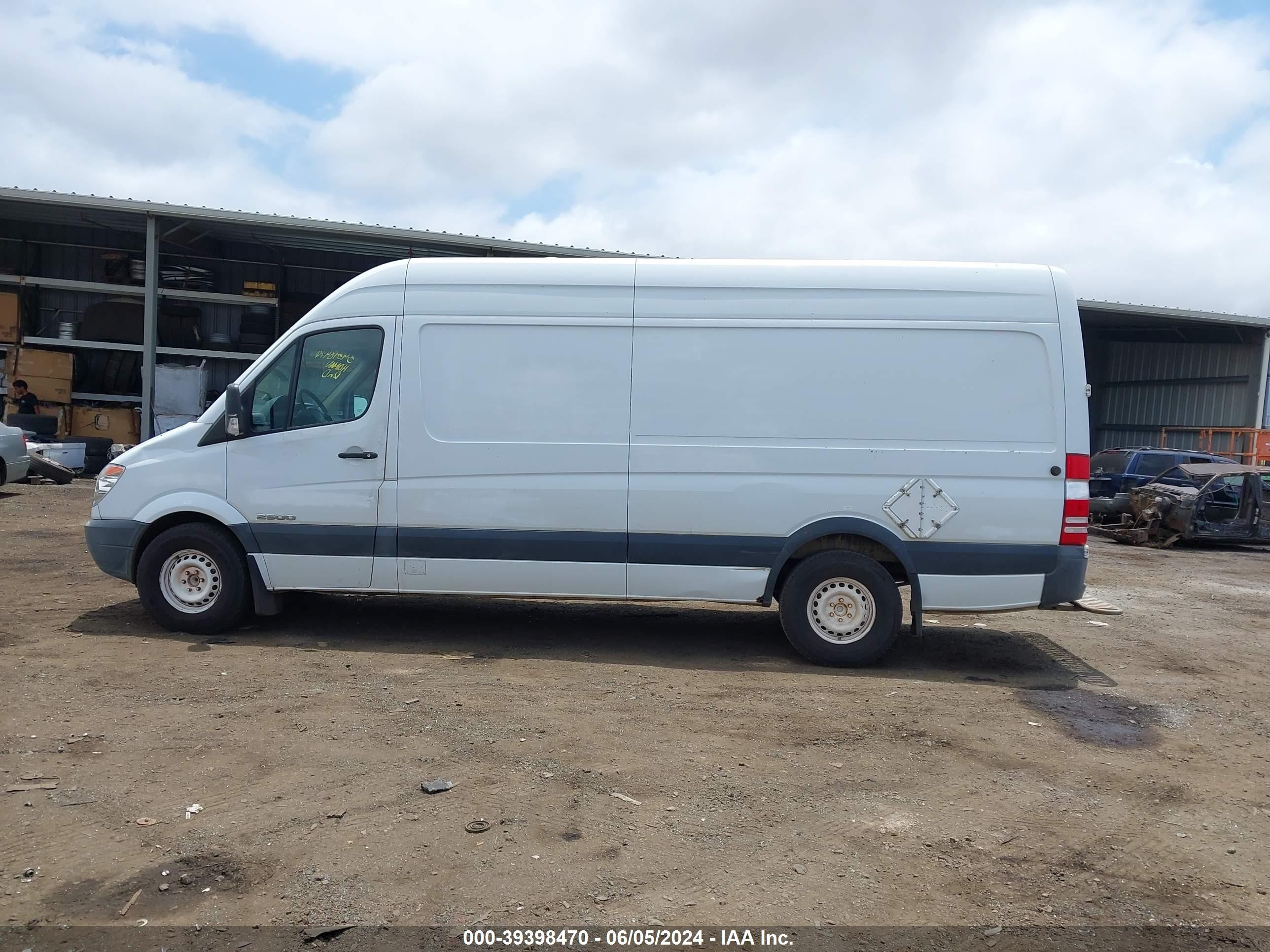 Photo 13 VIN: WD0PE845985257913 - DODGE SPRINTER 