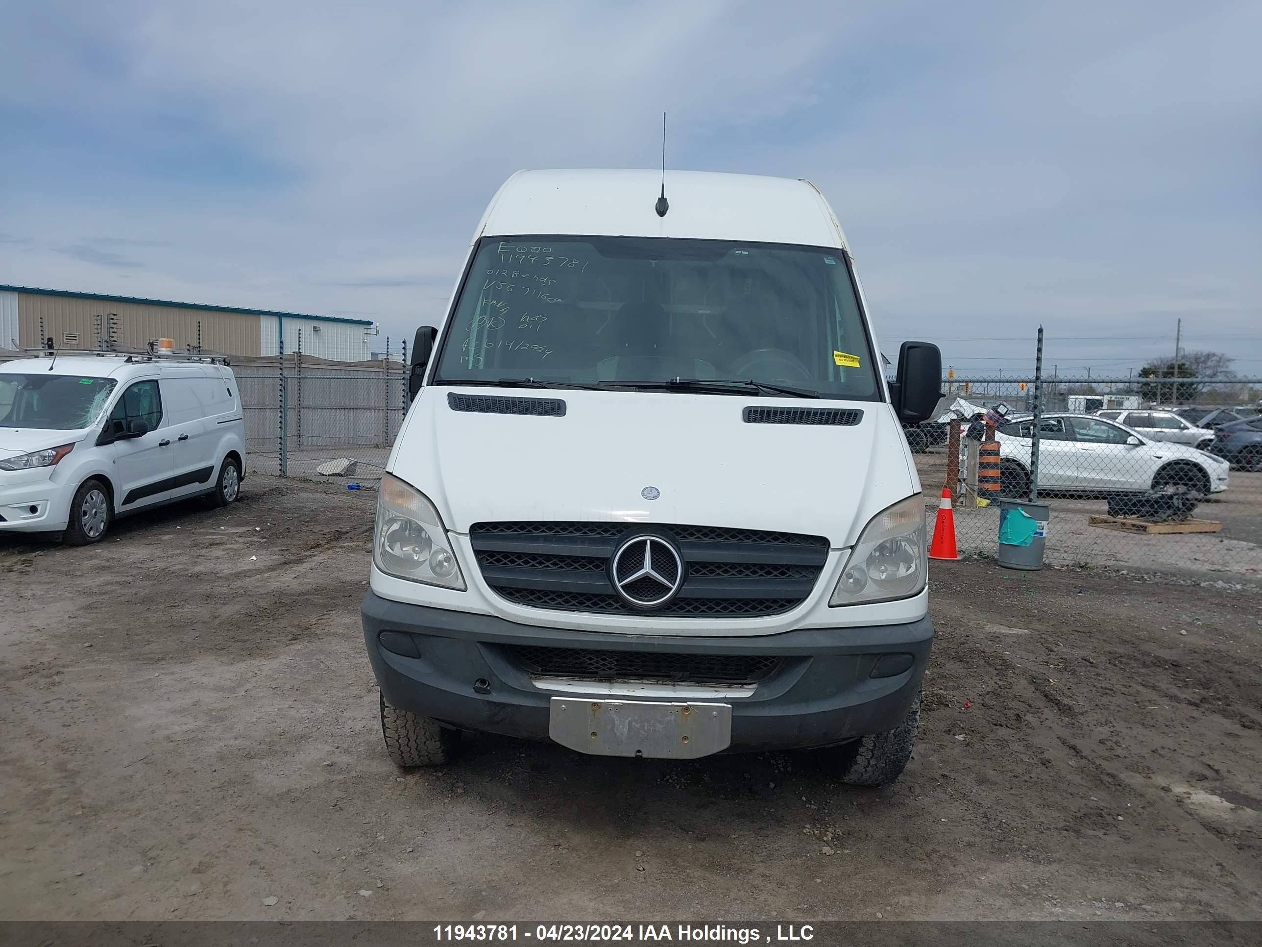 Photo 11 VIN: WD3BE7CC1C5671168 - MERCEDES-BENZ NULL 