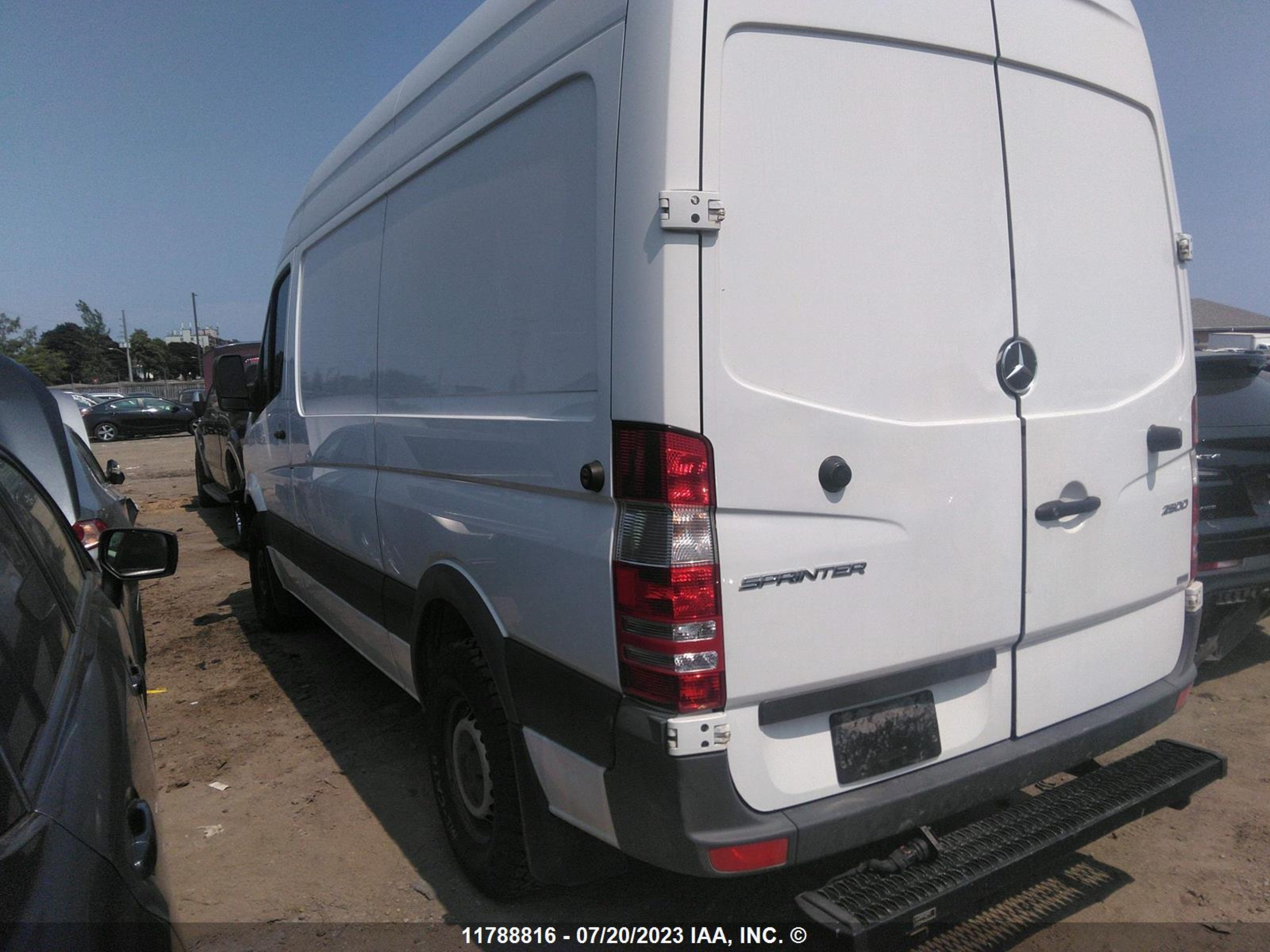 Photo 2 VIN: WD3BE7CD4HP554351 - MERCEDES-BENZ SPRINTER 