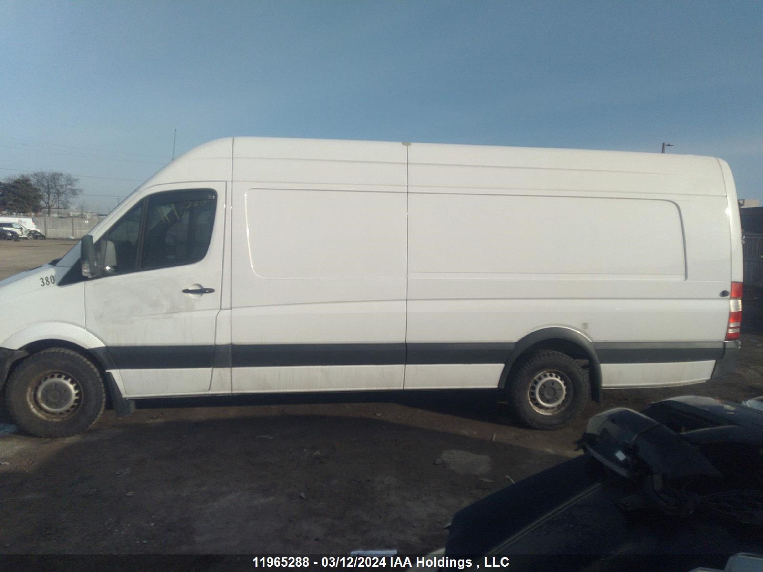 Photo 13 VIN: WD3BE8CD2JP648367 - MERCEDES-BENZ SPRINTER 