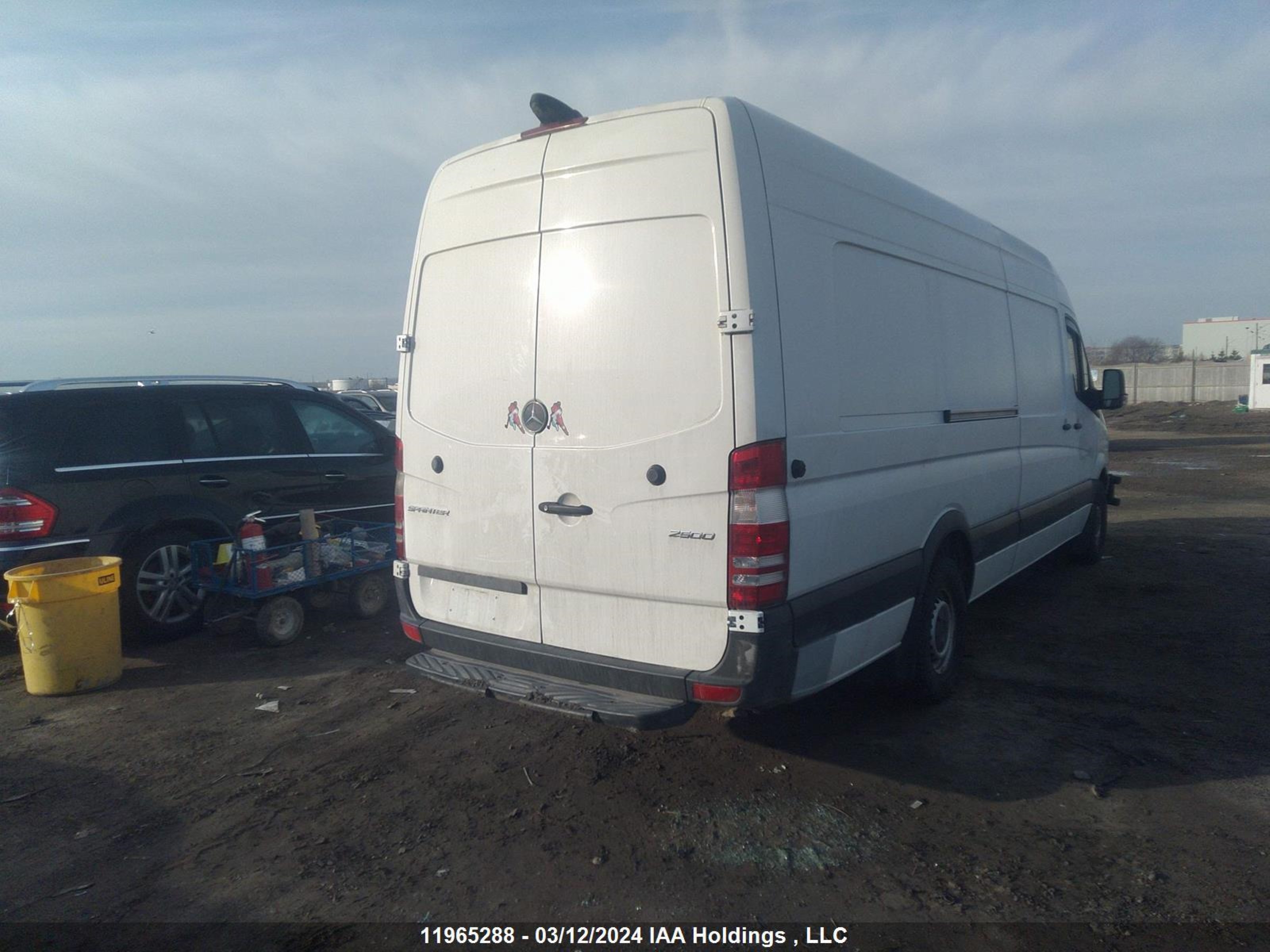 Photo 3 VIN: WD3BE8CD2JP648367 - MERCEDES-BENZ SPRINTER 