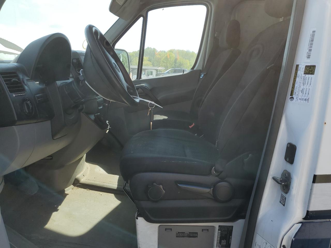 Photo 6 VIN: WD3FE7CD1GP275889 - MERCEDES-BENZ SPRINTER 