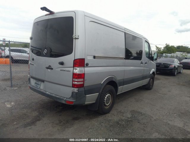 Photo 3 VIN: WD3PE7CC0B5597441 - MERCEDES-BENZ SPRINTER CARGO VANS 