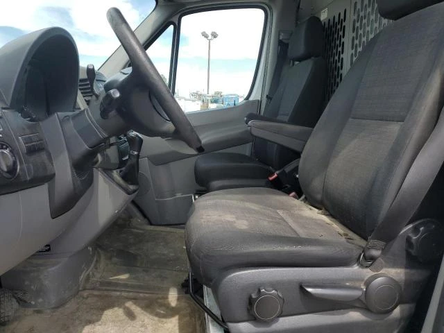 Photo 6 VIN: WD3PE7CC2F5971182 - MERCEDES-BENZ SPRINTER 2 