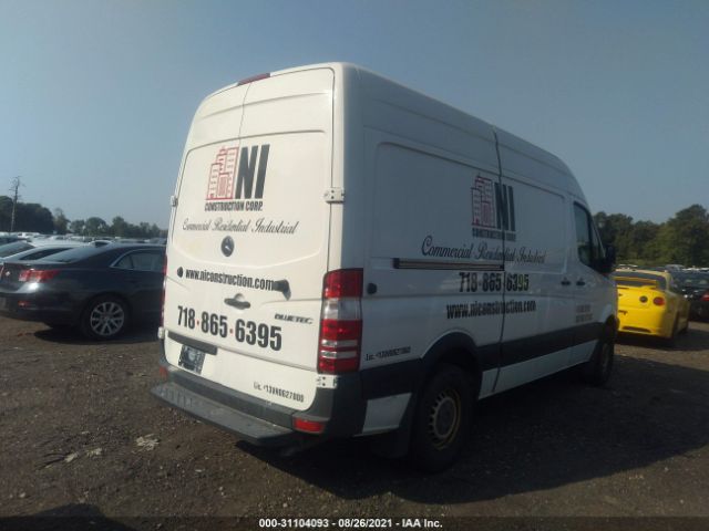 Photo 3 VIN: WD3PE7CC3C5713488 - MERCEDES-BENZ SPRINTER CARGO VANS 