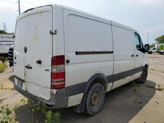 Photo 2 VIN: WD3PE7CC5A5479030 - MERCEDES-BENZ SPRINTER 2 