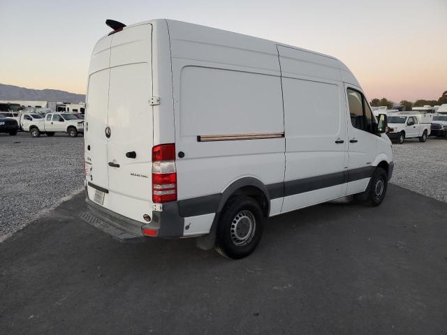 Photo 2 VIN: WD3PE7CC9E5917697 - MERCEDES-BENZ SPRINTER 2 