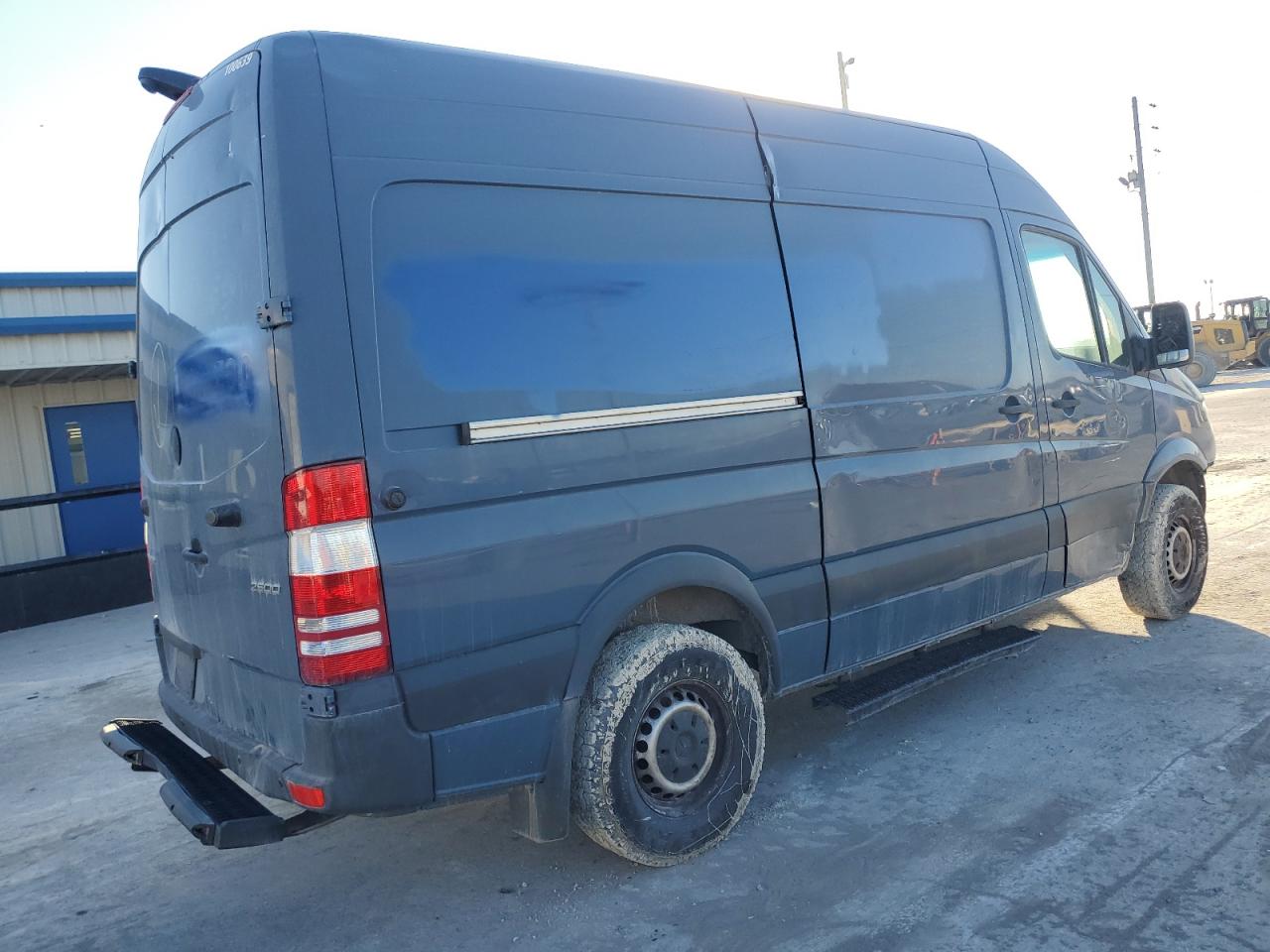 Photo 2 VIN: WD3PE7CD0JP646245 - MERCEDES-BENZ SPRINTER 