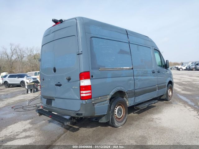 Photo 3 VIN: WD3PE7CD1JP631799 - MERCEDES-BENZ SPRINTER 2500 