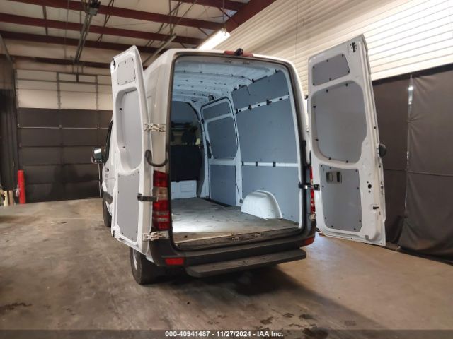 Photo 2 VIN: WD3PE7CD2HP569906 - MERCEDES-BENZ SPRINTER 