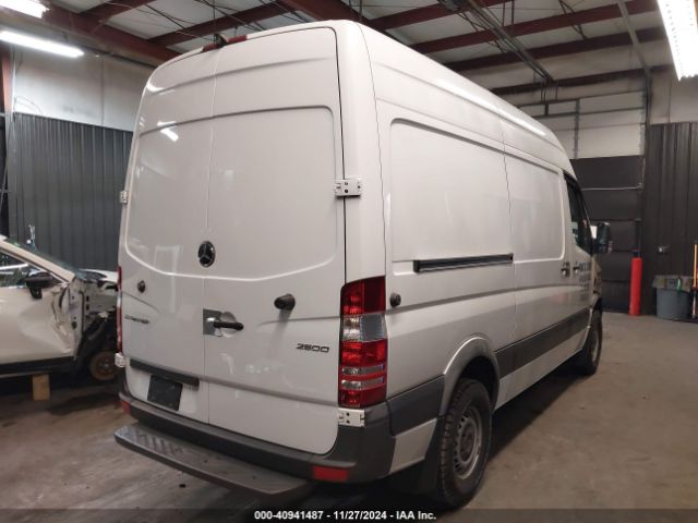 Photo 3 VIN: WD3PE7CD2HP569906 - MERCEDES-BENZ SPRINTER 