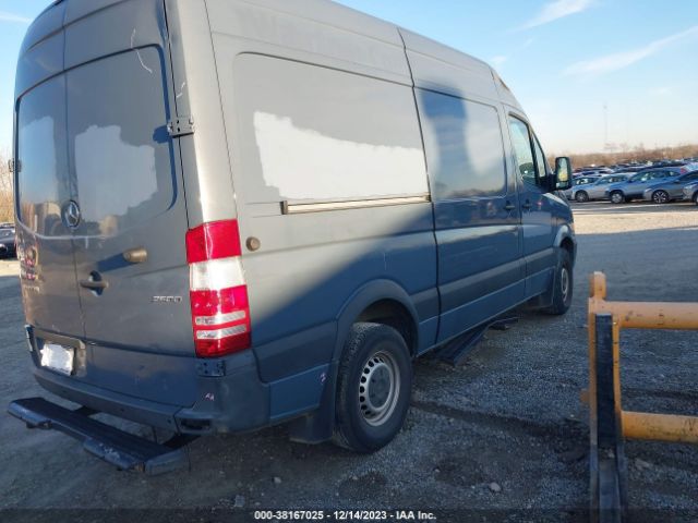 Photo 3 VIN: WD3PE7CD2JP647543 - MERCEDES-BENZ SPRINTER 2500 