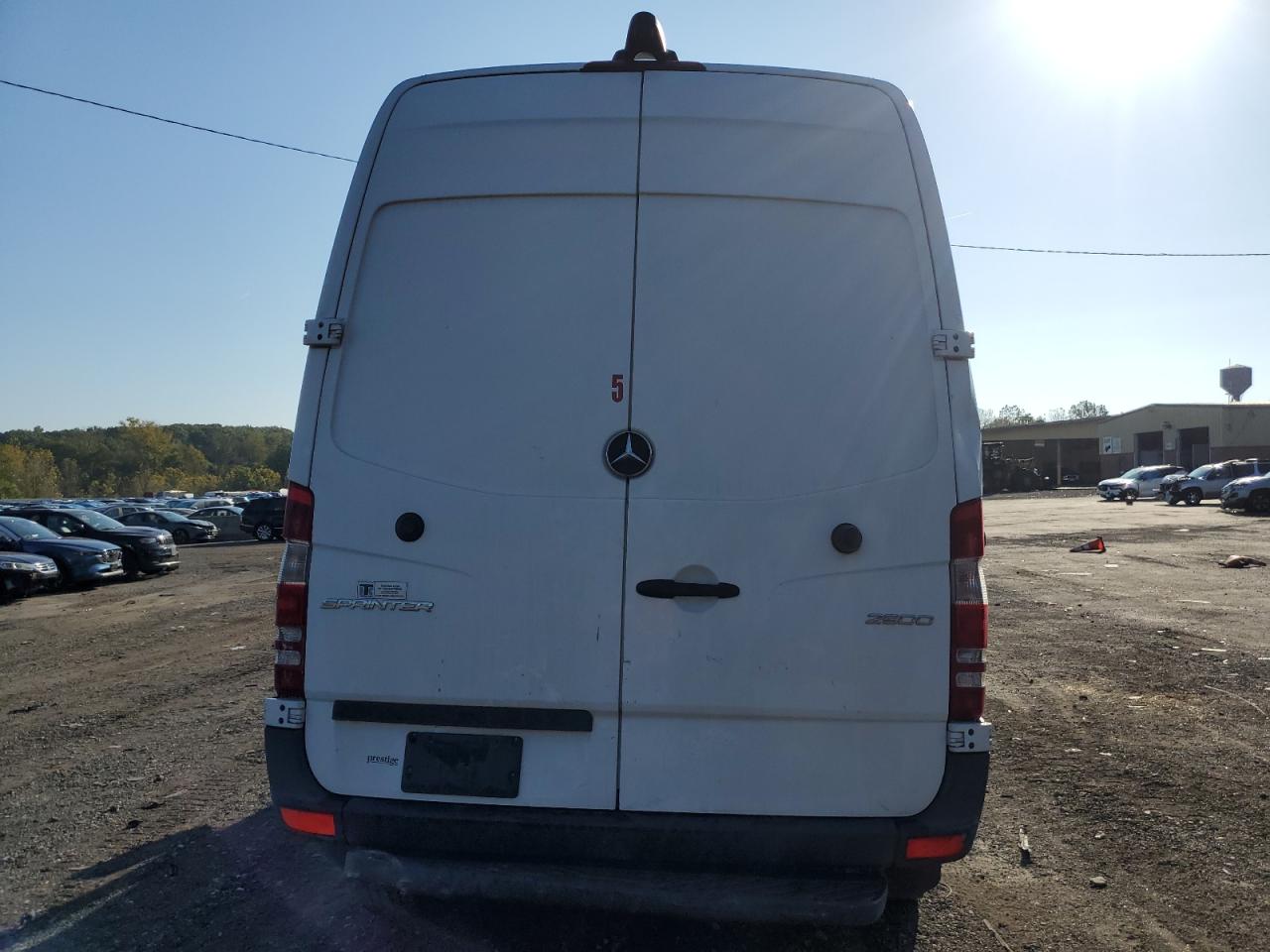 Photo 5 VIN: WD3PE7CD3HP539779 - MERCEDES-BENZ SPRINTER 