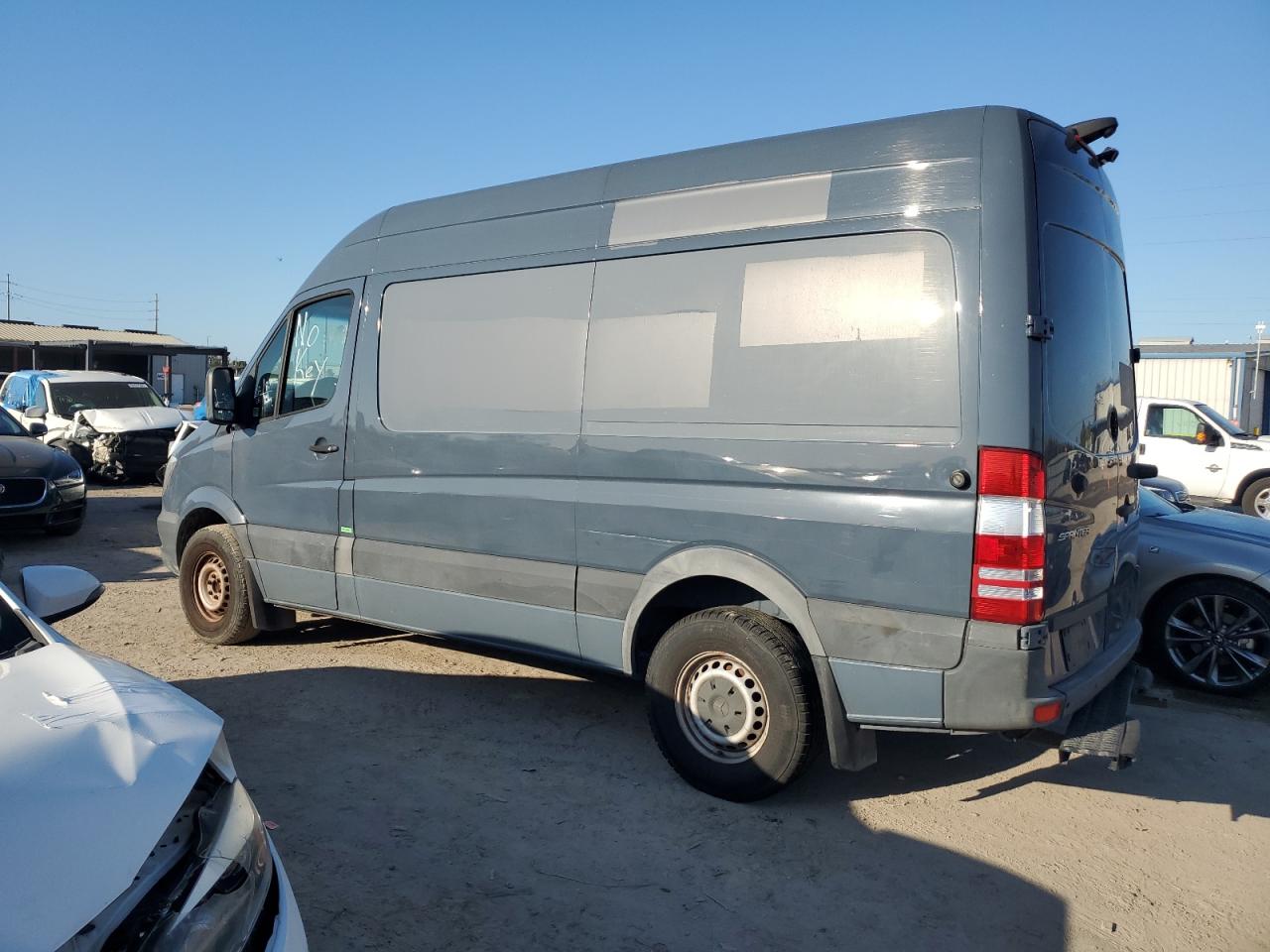 Photo 1 VIN: WD3PE7CD5JP629067 - MERCEDES-BENZ SPRINTER 